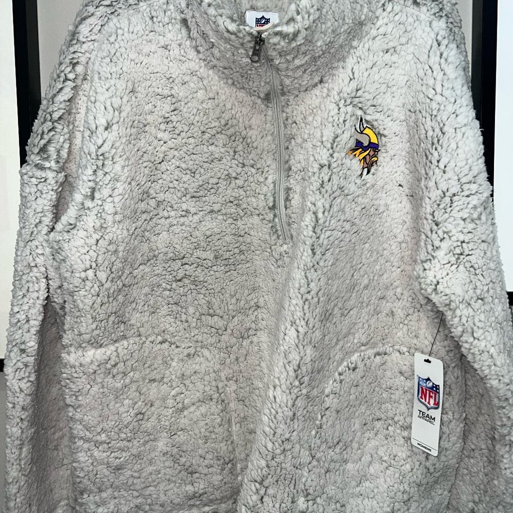 Women's NFL Official Minnesota Vikings Sherpa Jacket with Pockets New With Tags